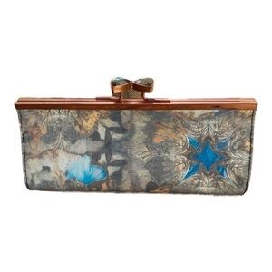 NWOT Ted Baker Patterned Kisslock Clutch Purse